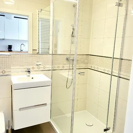 Apart111 Bursztynowy Apartment *